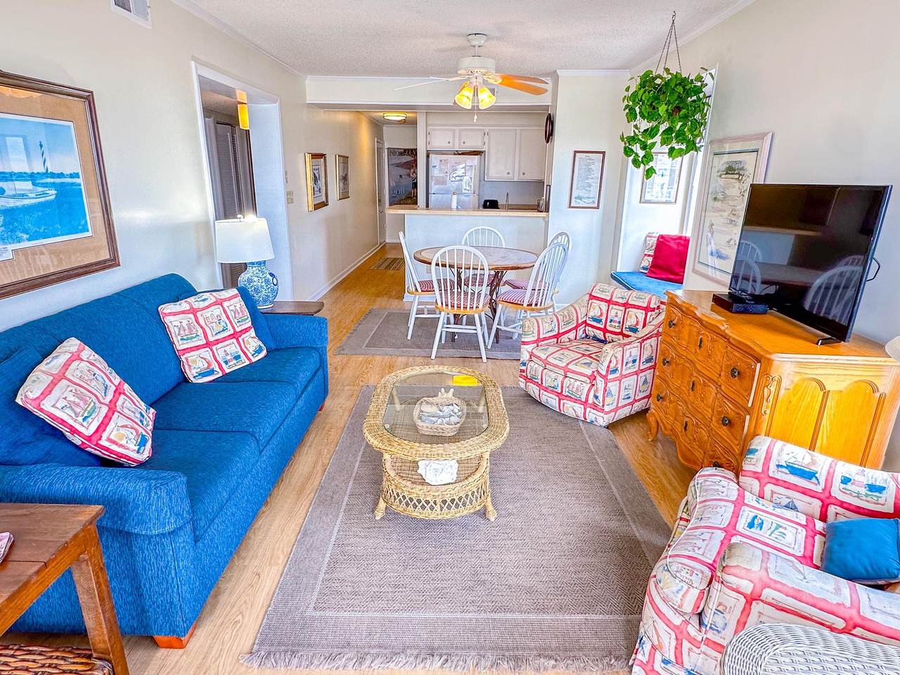 https://bt-photos.global.ssl.fastly.net/ccar/1280_boomver_2_2528143-2.jpg