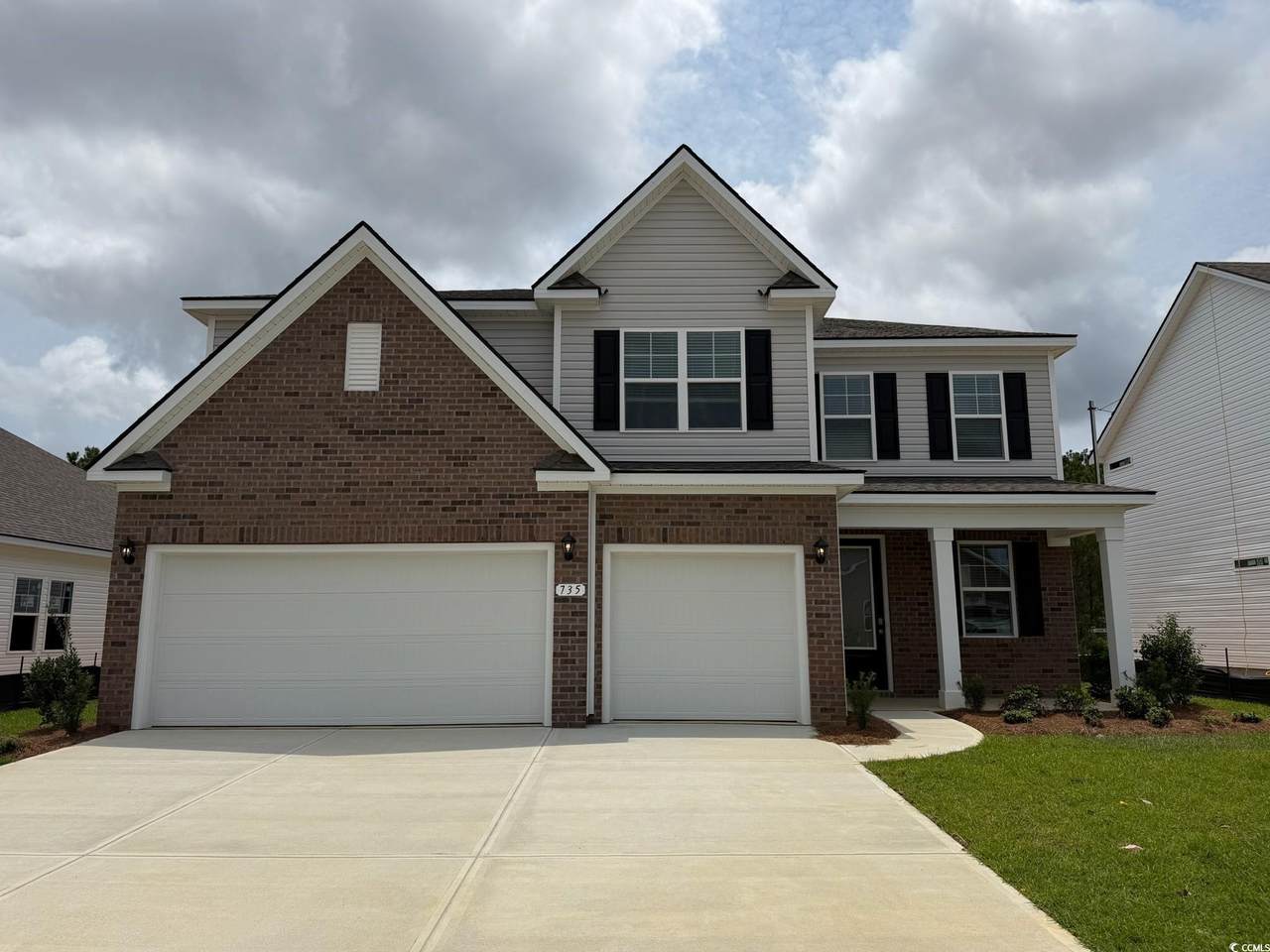 735 Hadara Dr - Photo 1