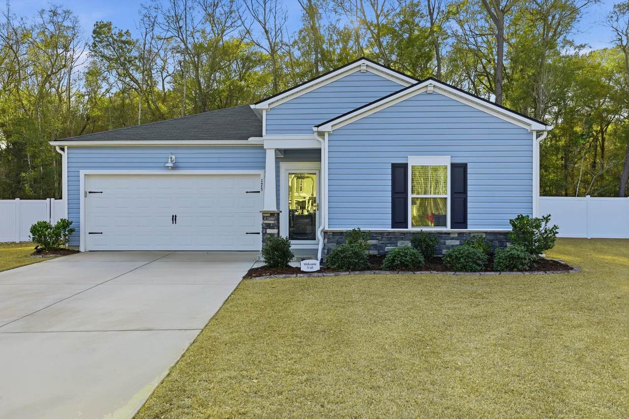 175 Leaflet Loop - Photo 1