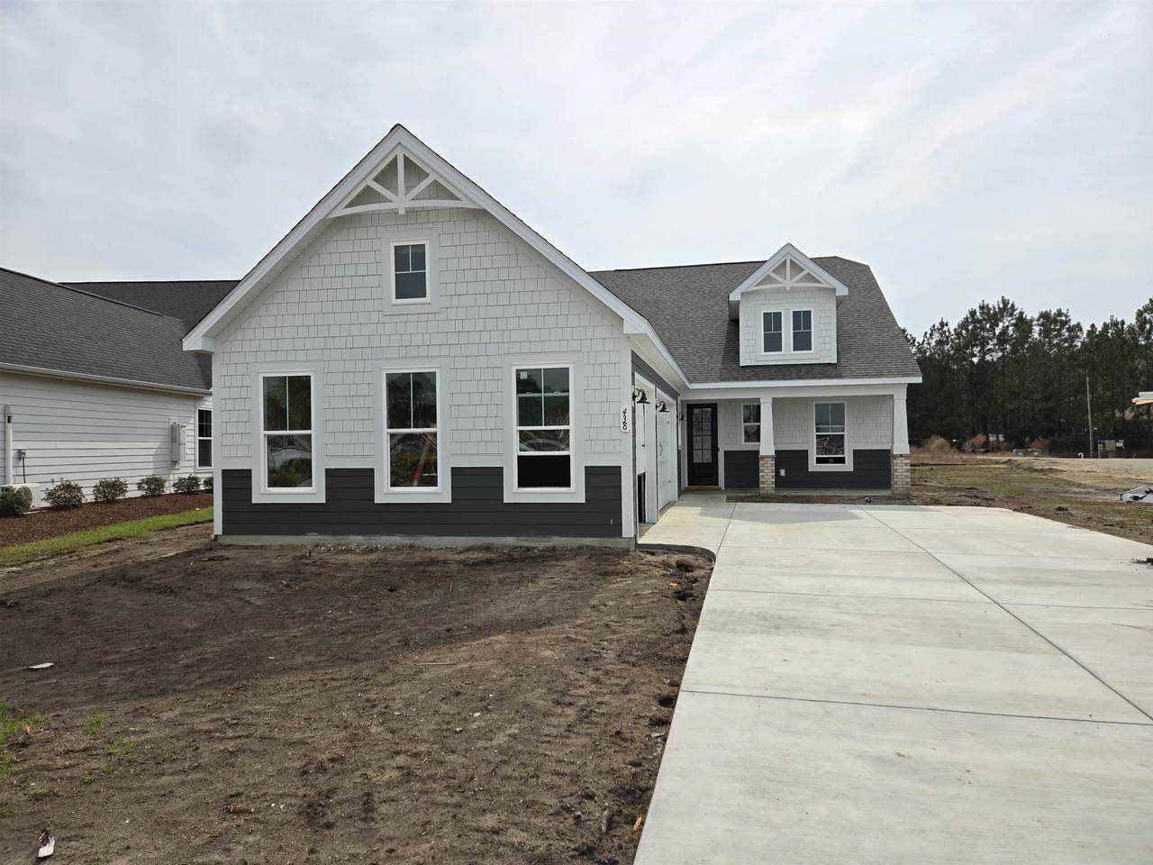 438 Starlit Way - Photo 1