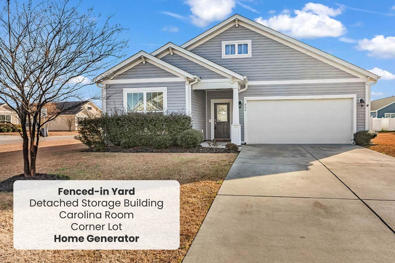 924 Sorano St. - Photo 1