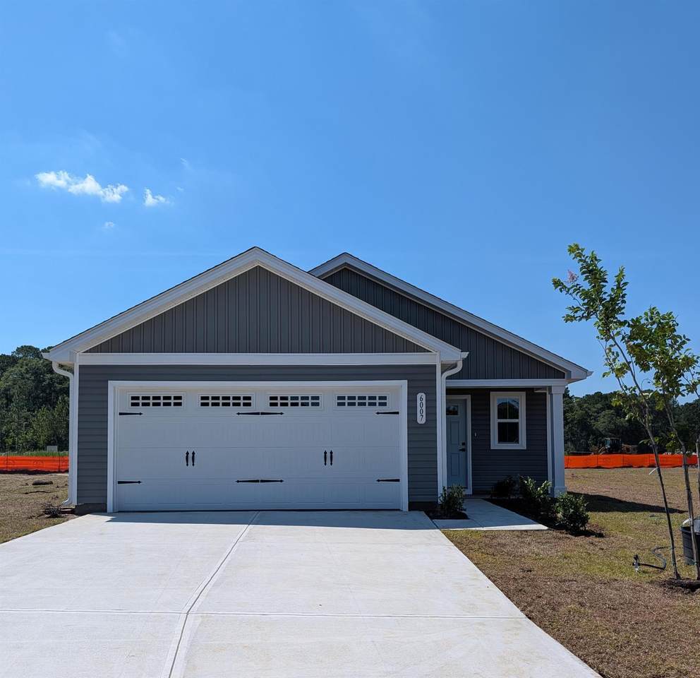 6007 Roundwood Dr - Photo 1