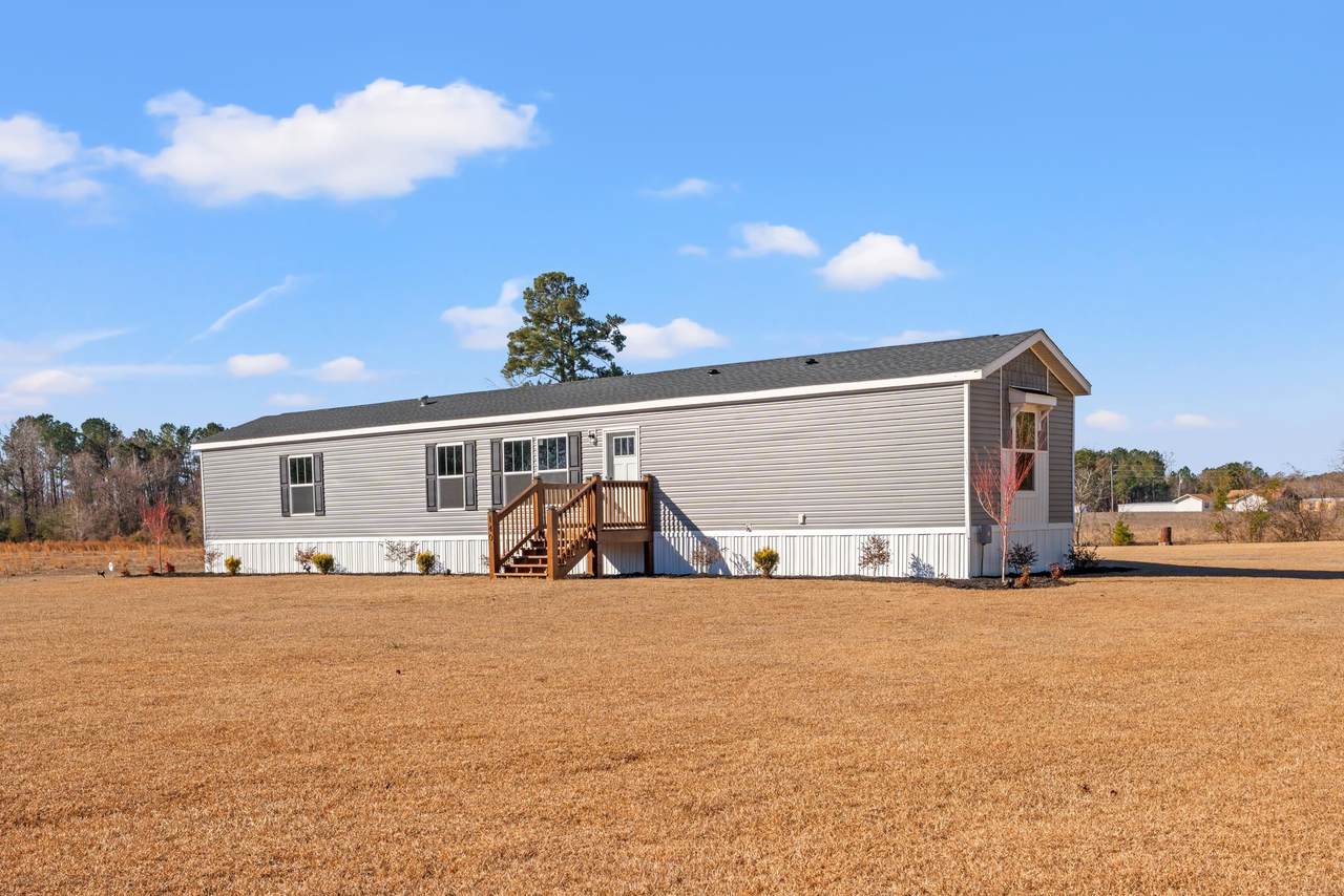 140 Joey Lane - Photo 1