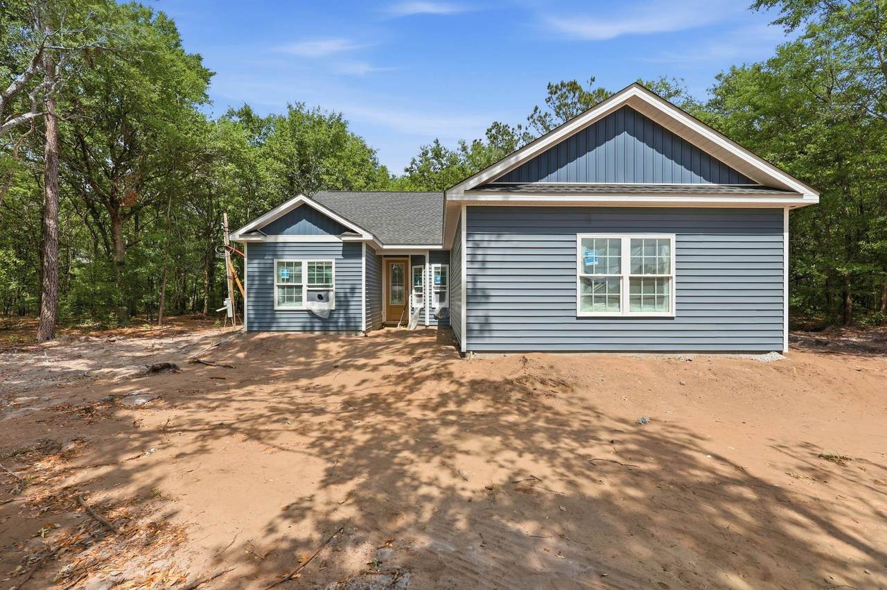 634 Goretown Loop - Photo 1