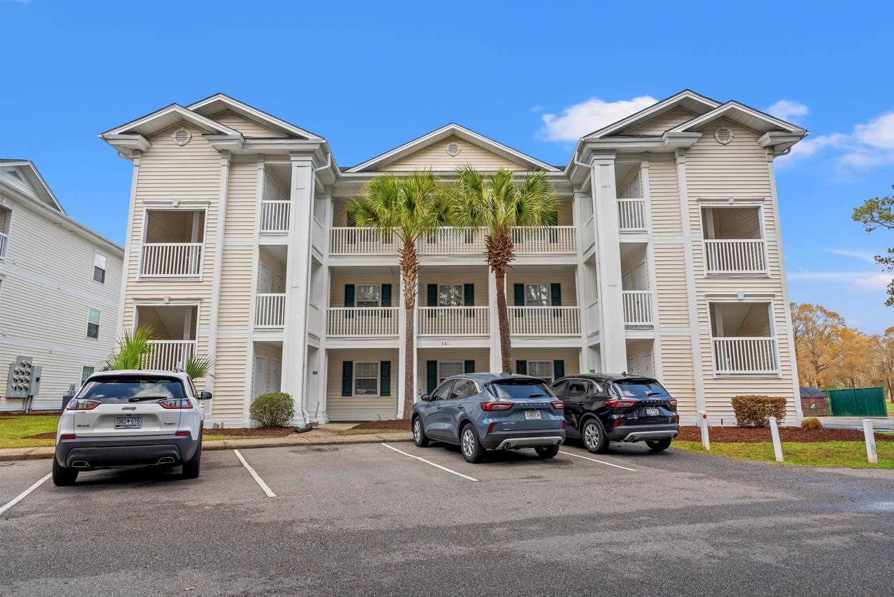 581 Blue River Ct. - Photo 1