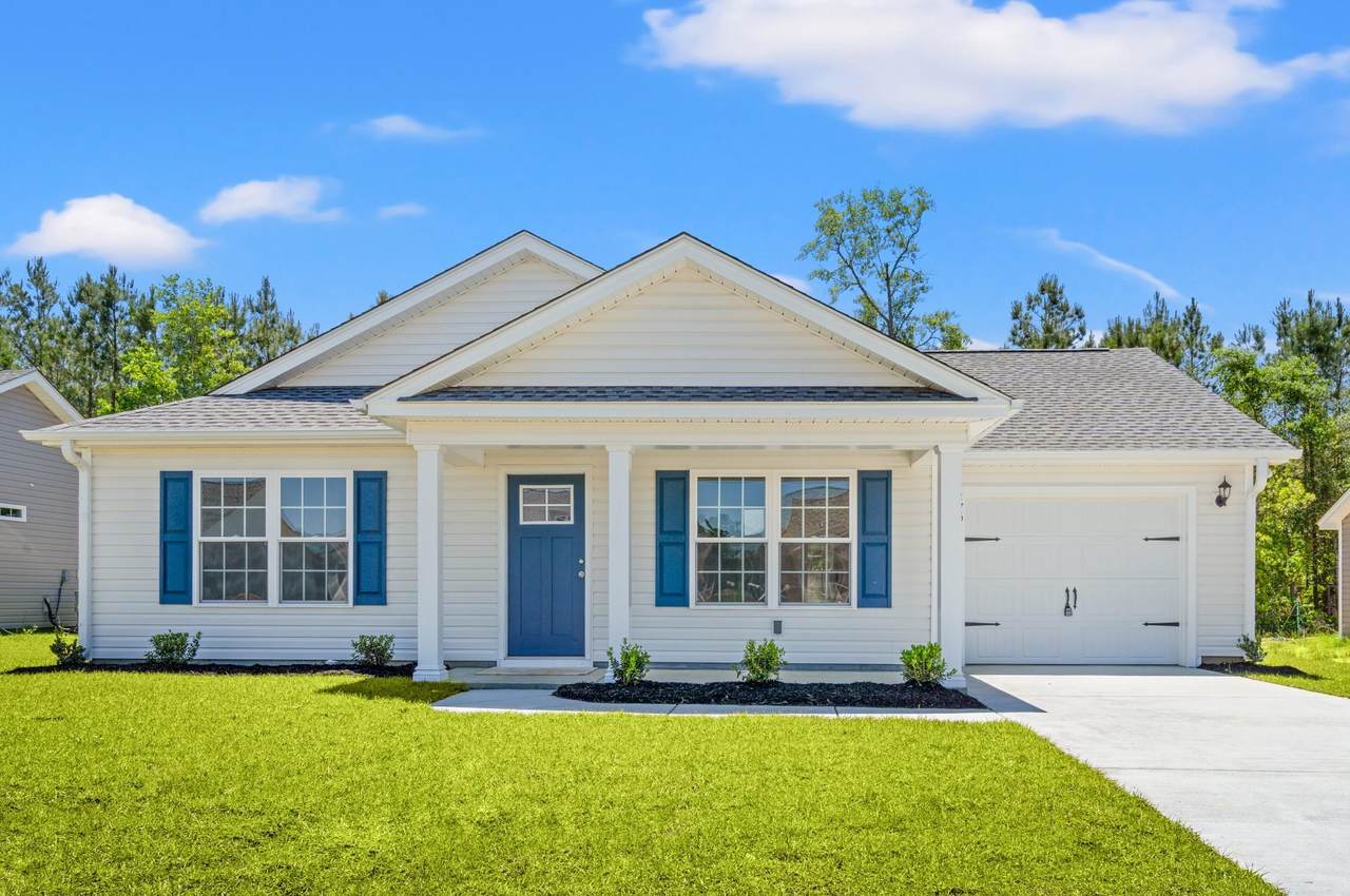 176 Gray Owl Dr. - Photo 1