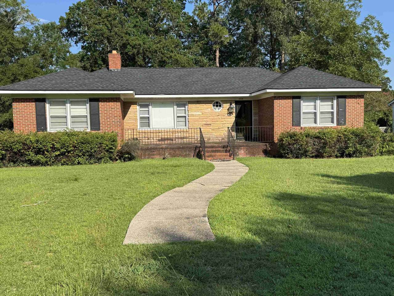 1008 Withlacoochee Ave. - Photo 1