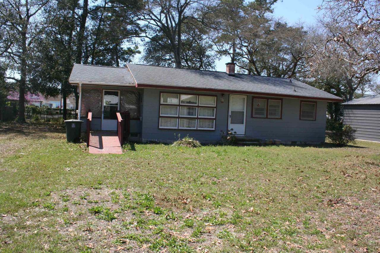 709 40th Ave. S - Photo 1