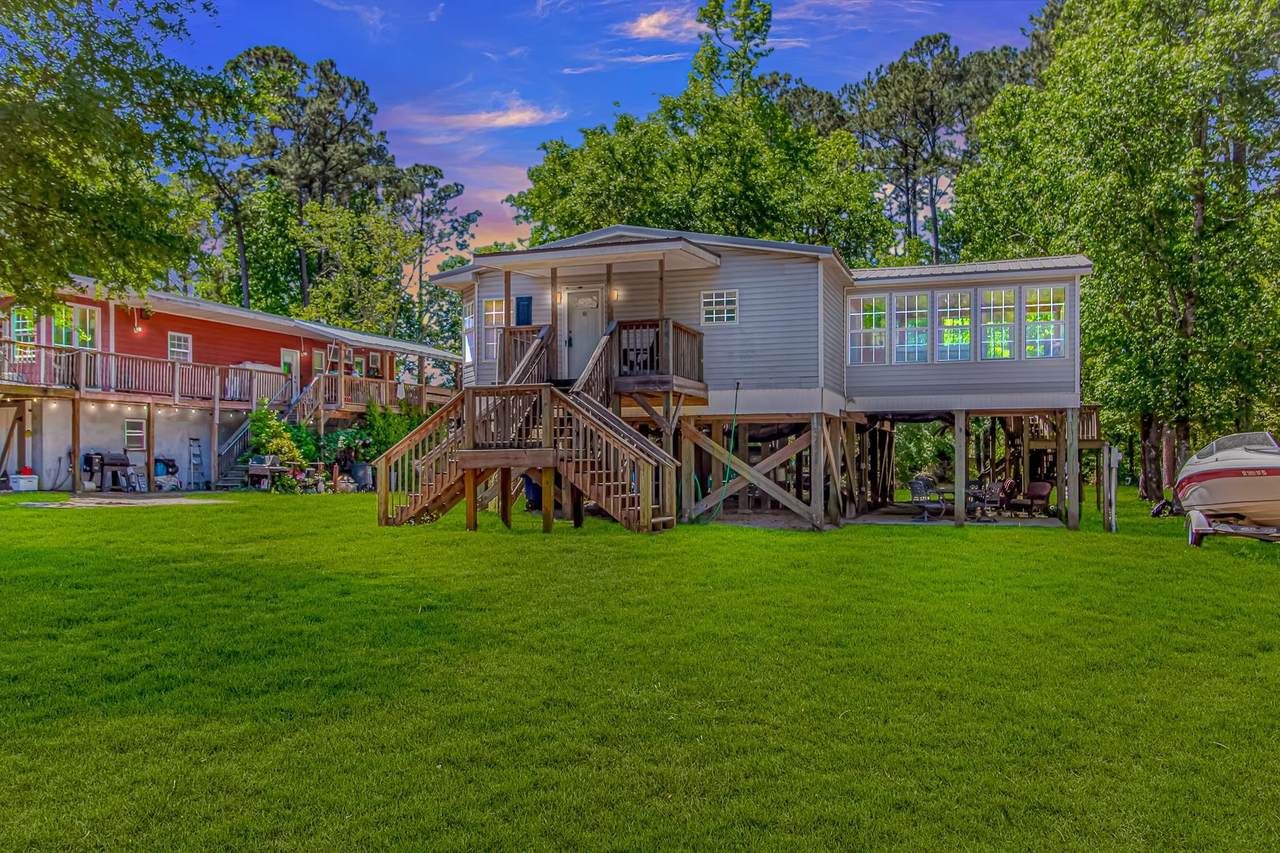 4775 Riverside Dr. - Photo 1