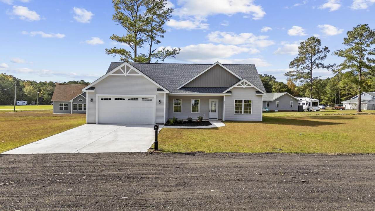 1904 Blue Bird Rd. - Photo 1