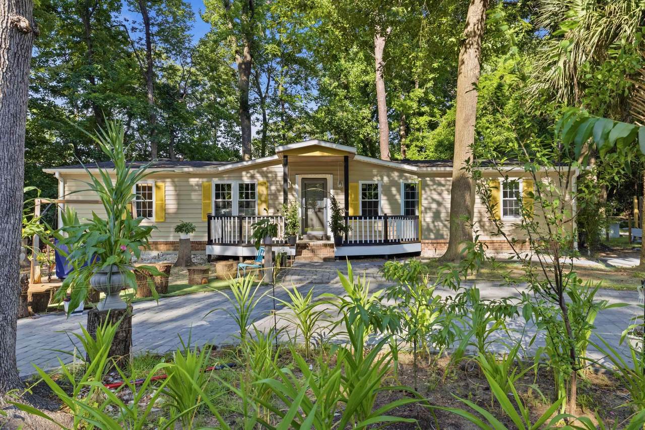 391 Di-Cindy Ln. - Photo 1