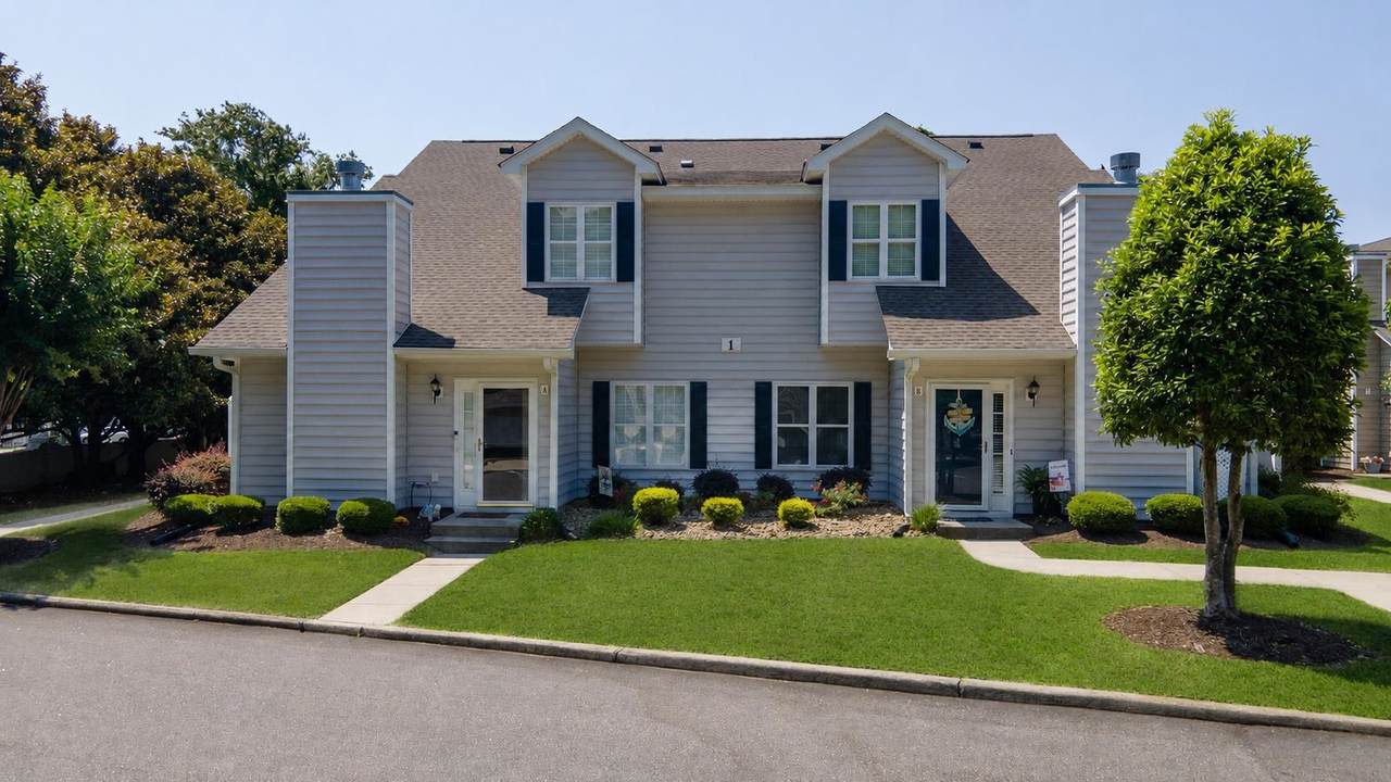 503 20th Ave. N - Photo 1