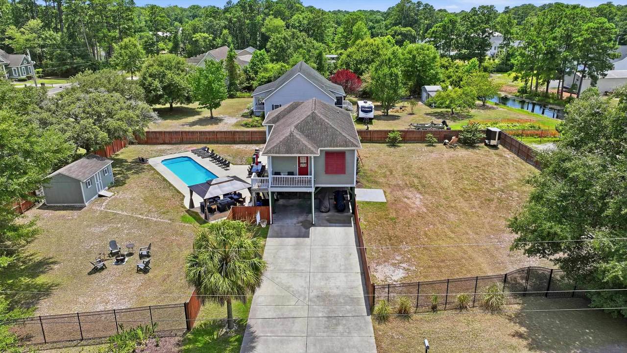 5174 Berkeley Ct. - Photo 1