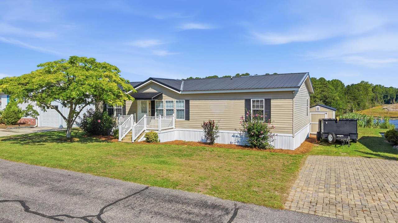 811 Waterway Dr. - Photo 1