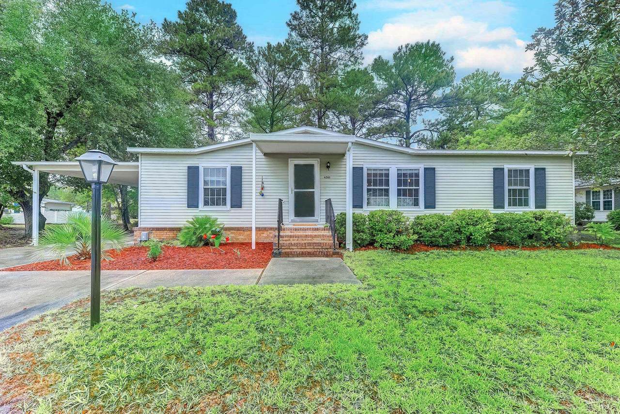 4361 Superior Circle - Photo 1