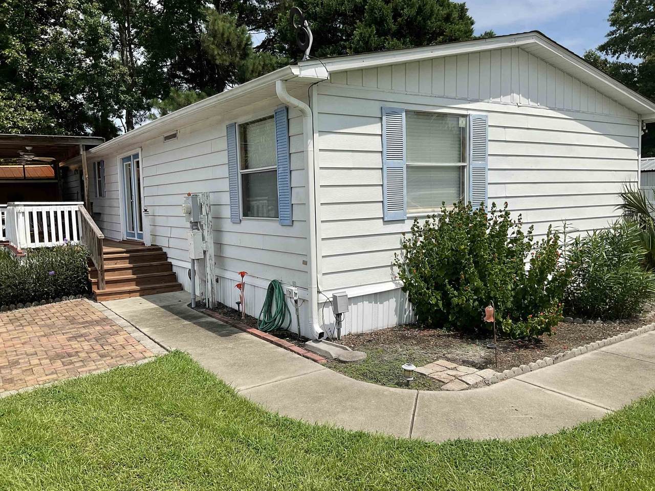 885 Hilander Dr. - Photo 1