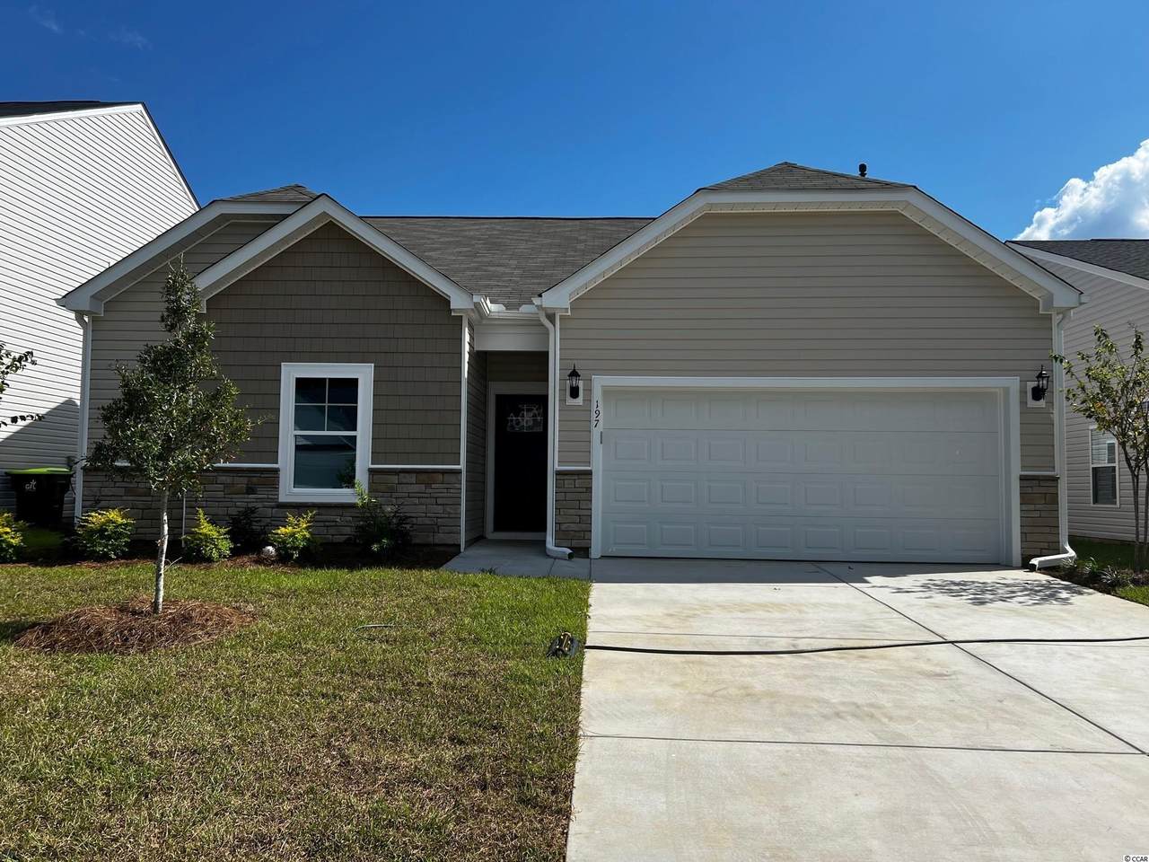 197 Hampton Park Circle - Photo 1