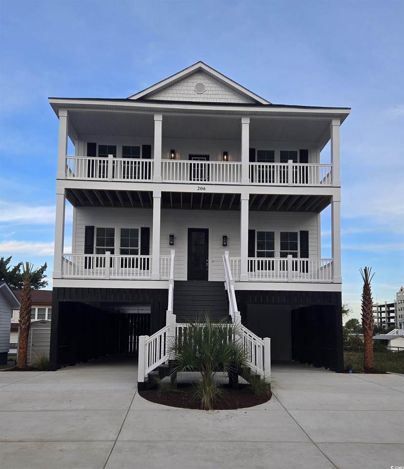 206 4th Ave. S - Photo 1