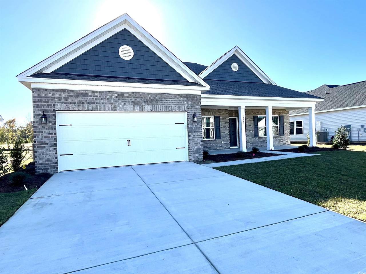 946 Oak Hollow St. - Photo 1