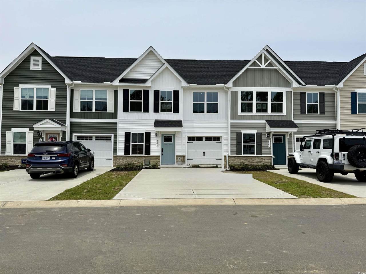 2050 Parow Ln Nw - Photo 1