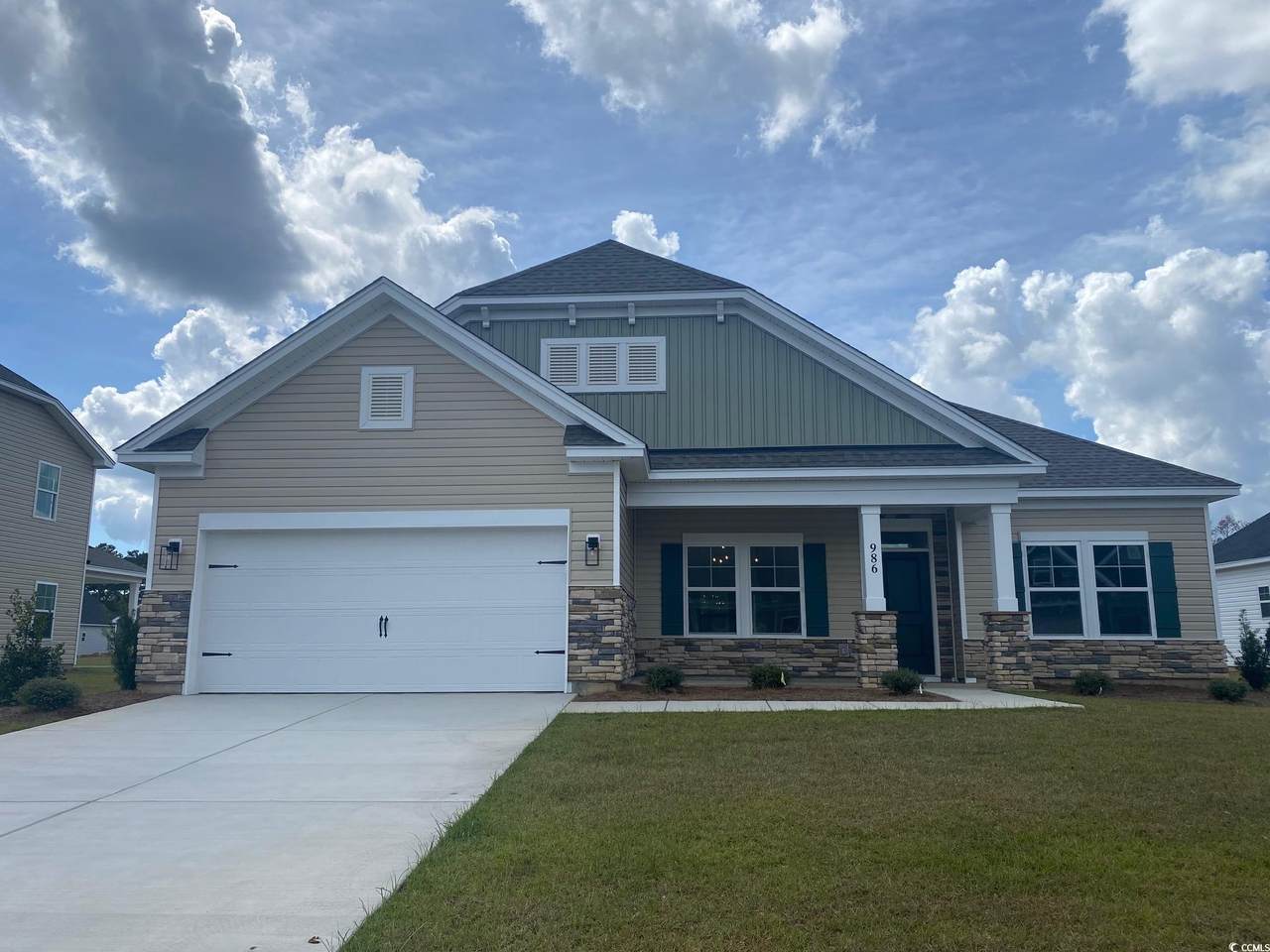 986 Oak Hollow St. - Photo 1