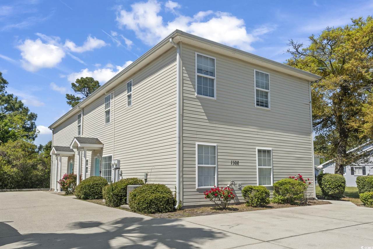 1508 Hillside Dr. S - Photo 1