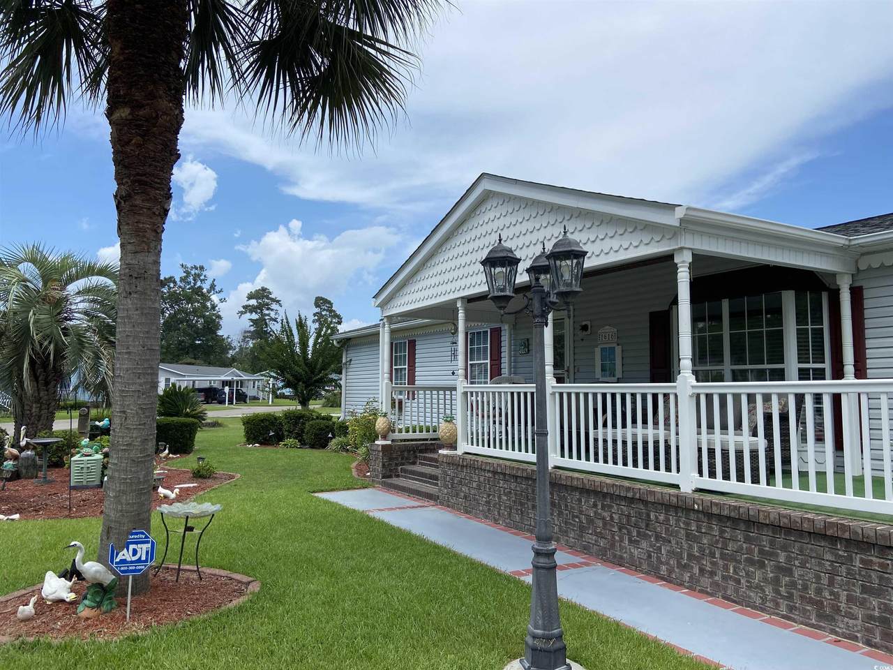 1616 Perry Circle - Photo 1