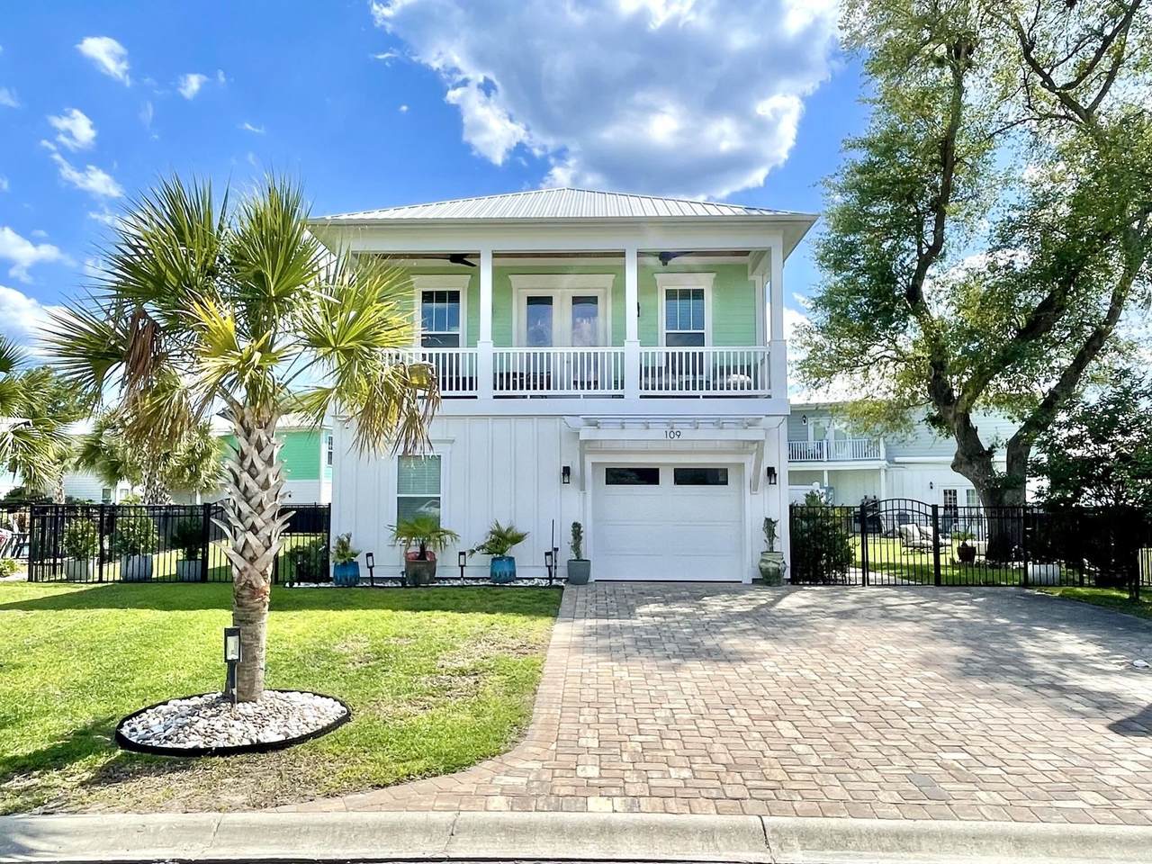 109 Mcilroy Ct. - Photo 1