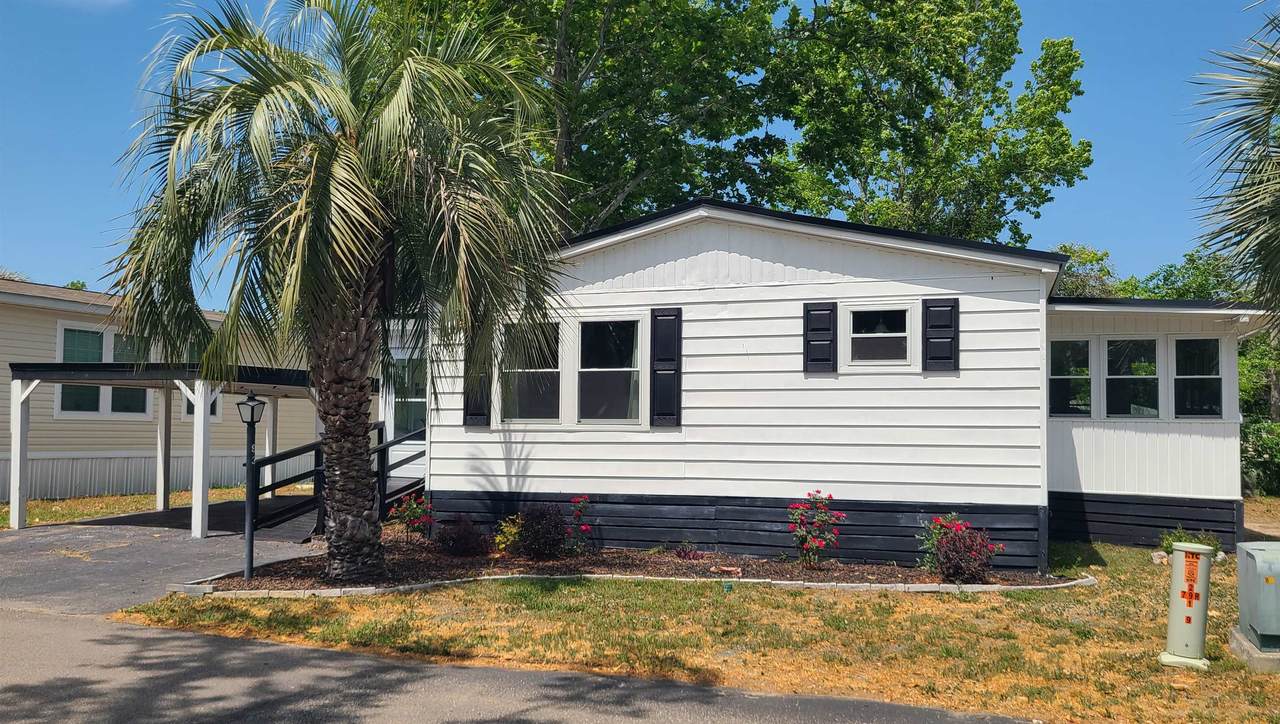 93 Burr Circle - Photo 1