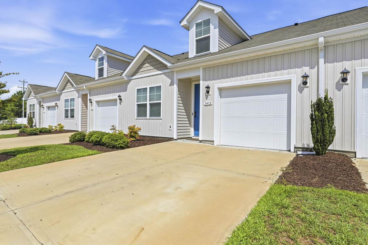 3412 Bells Lake Circle - Photo 1