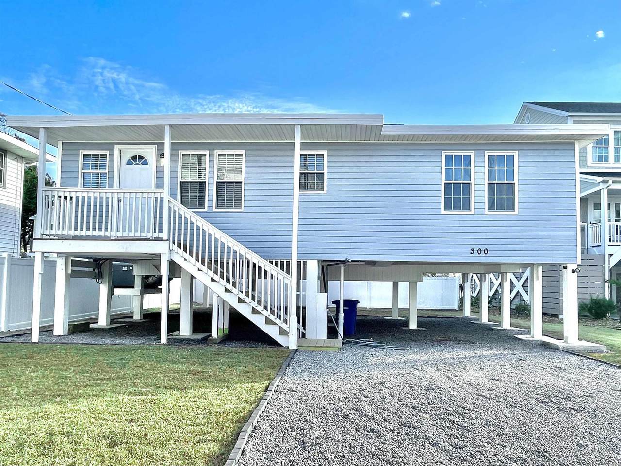 300 32nd Ave. N - Photo 1