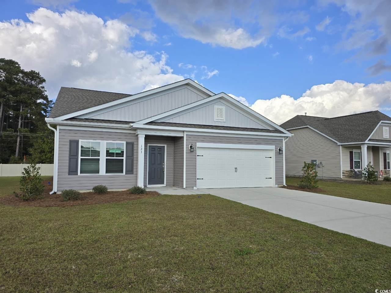123 Avery Woods Dr. - Photo 1