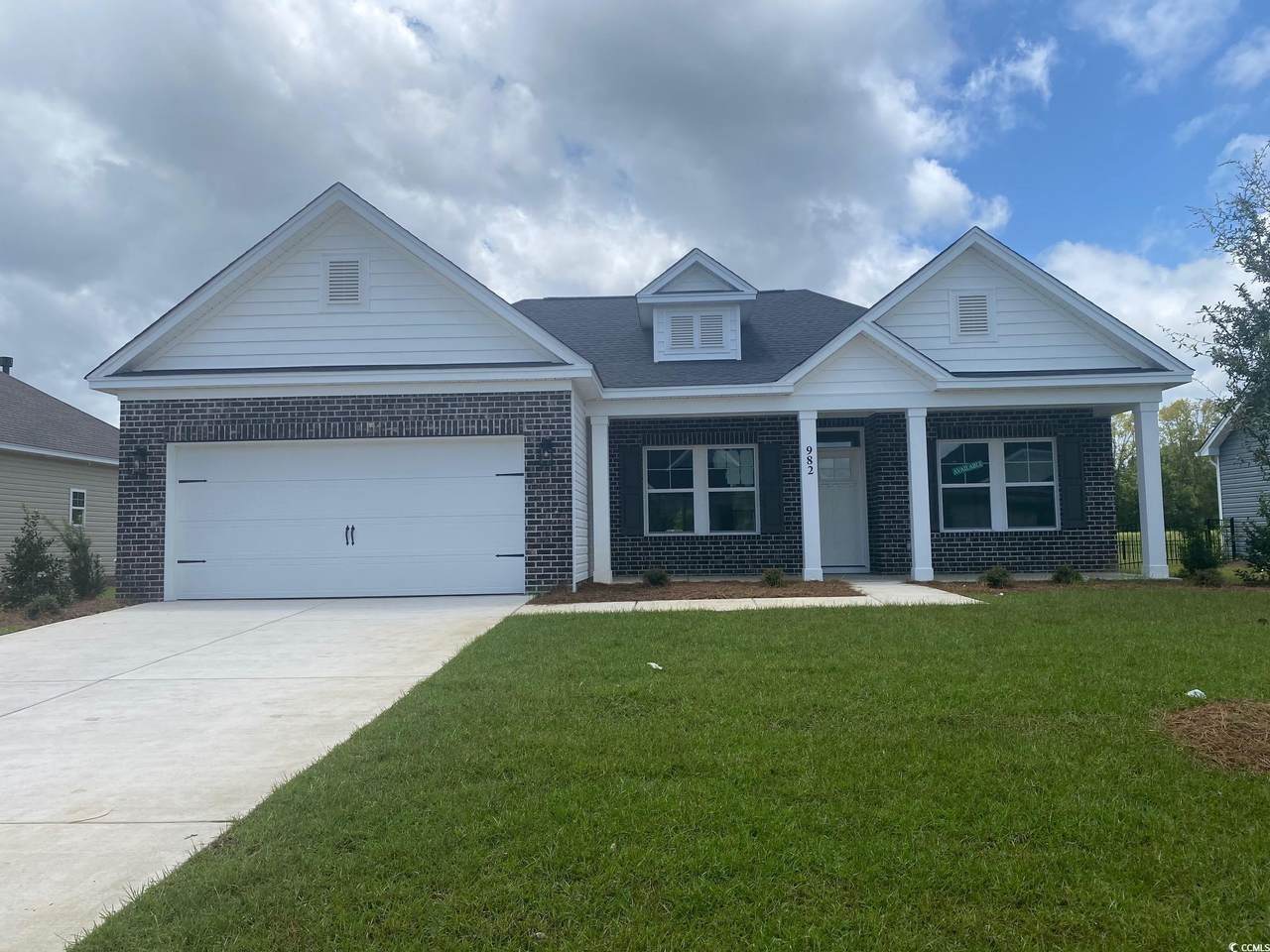 982 Oak Hollow St. - Photo 1