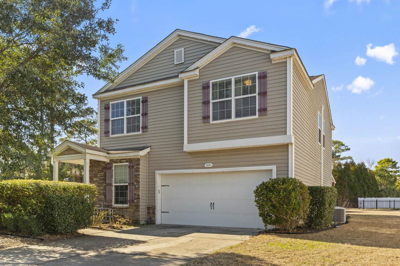 1004 Woodall Ct. - Photo 1