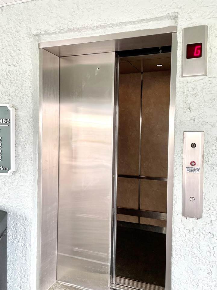 https://bt-photos.global.ssl.fastly.net/ccar/1280_boomver_4_2605805-2.jpg