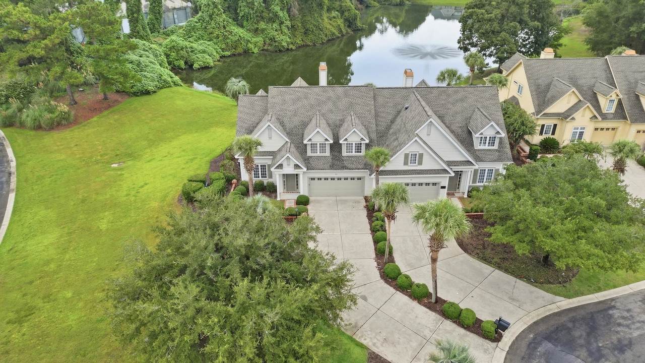 42 Courtyard Circle - Photo 1