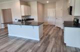 106 Avery Woods Dr. - Photo 9