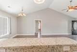 304 Macarthur Dr. - Photo 9