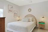 306 Oak Lake Circle - Photo 16