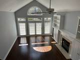 1599 Hawthorn Dr. - Photo 7