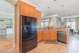 257 Venice Way - Photo 14