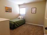 916 Charles St. - Photo 11