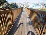 916 Charles St. - Photo 16