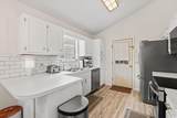 890 Knoll Dr. - Photo 14