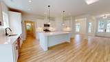 1464 Hawthorn Dr. - Photo 12