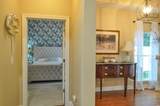 348 Arlington Circle - Photo 18