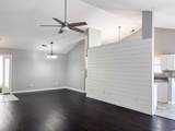 609 Oak Circle Dr. - Photo 4