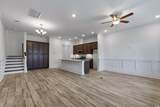 965 Hackler St. - Photo 3