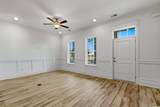965 Hackler St. - Photo 5
