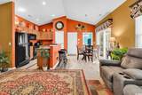 260 Oak Crest Circle - Photo 5